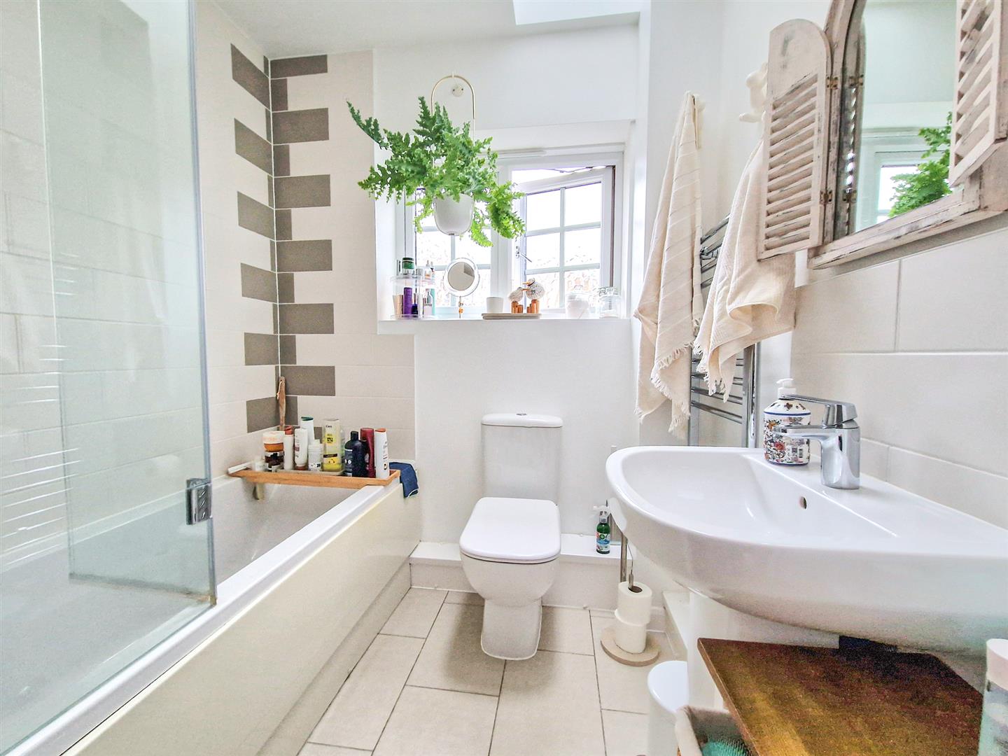 Alwin Court, Great Denham, Bedford